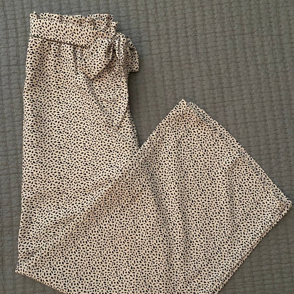 NWT Flowy Printed Pants